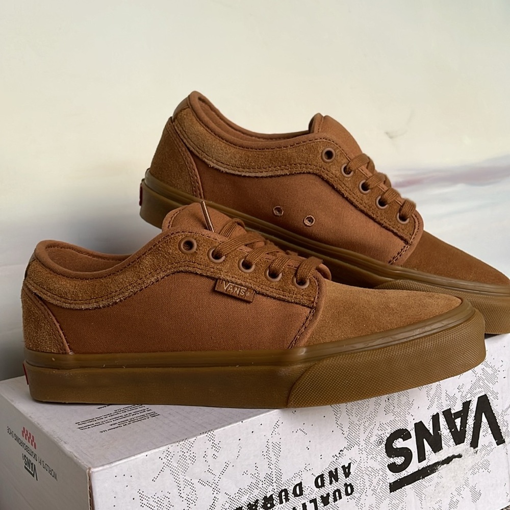 Vans Men’s Skate Chukka Low
Light Brown/Gum
VN0A4BX4BGZ
Sneakers - Picture 6 of 16
